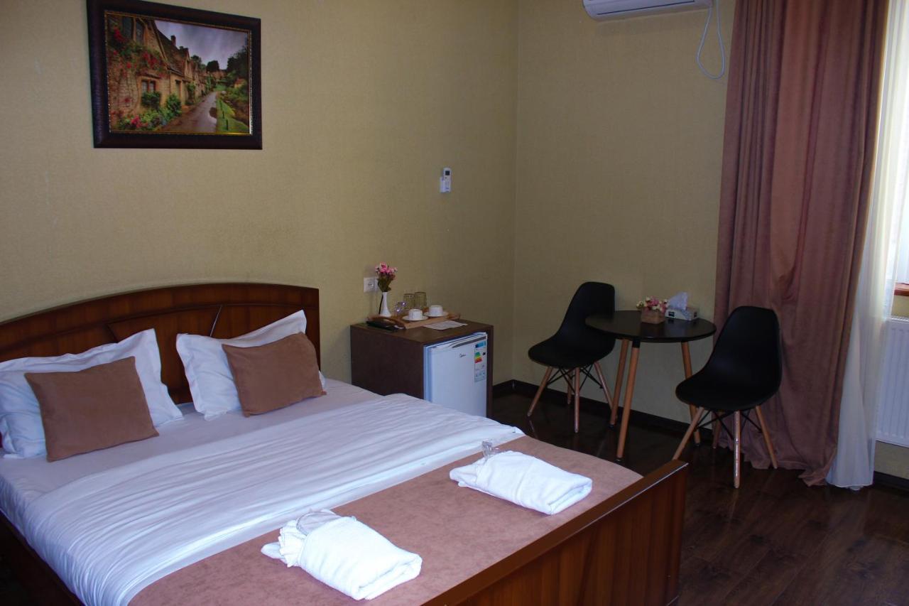 Sisno Hotel Tbilisi Luaran gambar