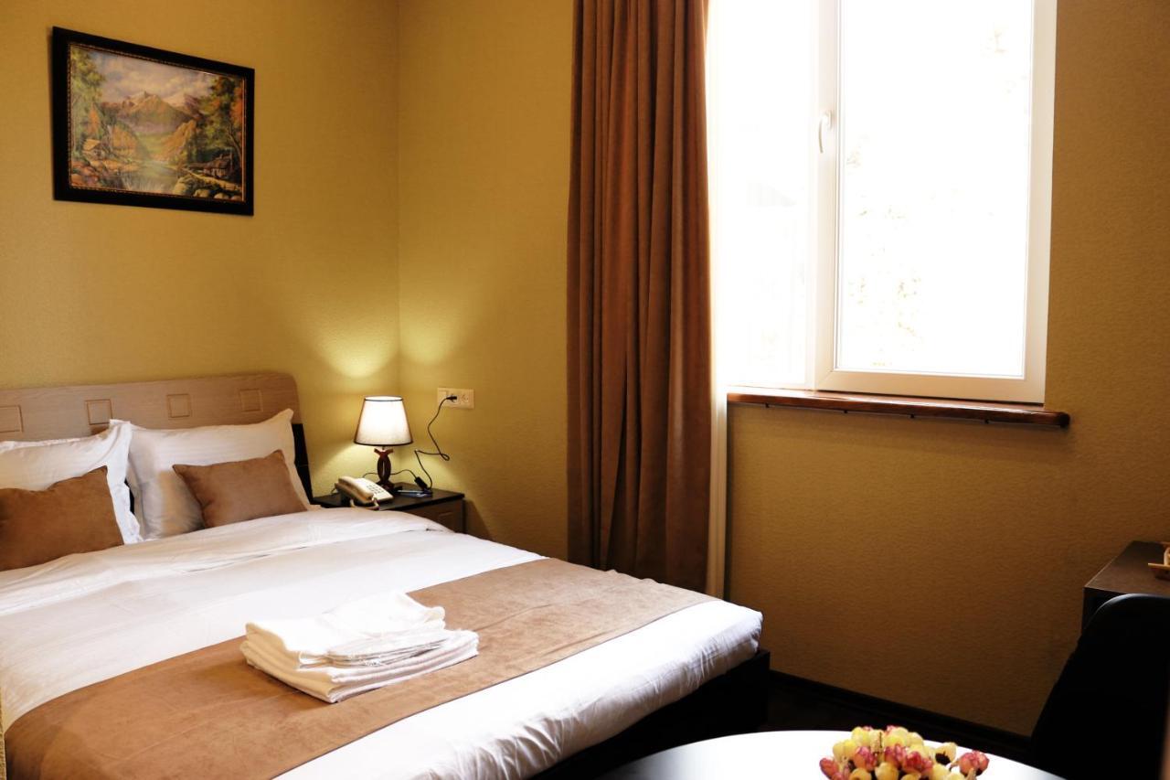 Sisno Hotel Tbilisi Luaran gambar