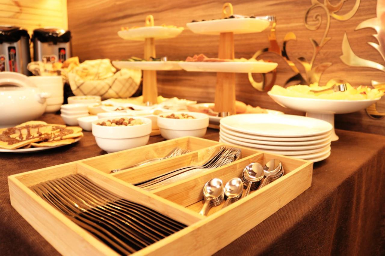 Sisno Hotel Tbilisi Luaran gambar